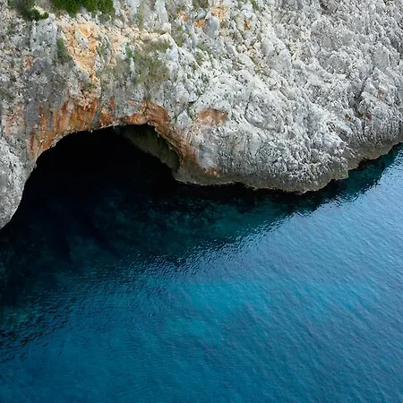 Quattro Pini Bed and breakfast Salve