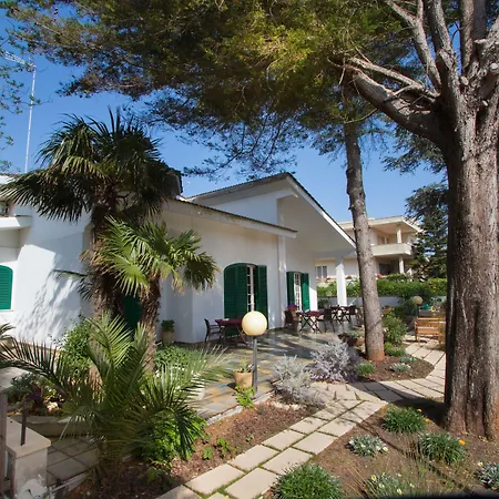 Quattro Pini Bed and breakfast