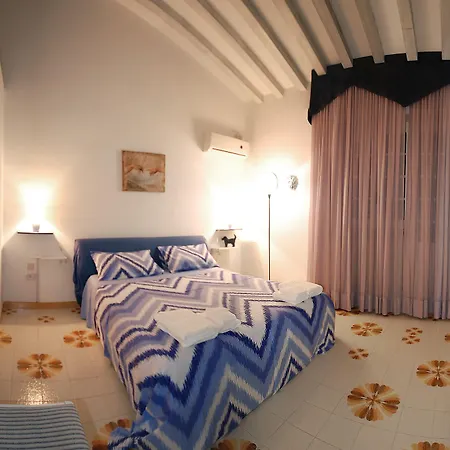 Quattro Pini Bed and breakfast *