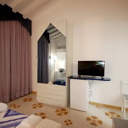 Quattro Pini Bed & Breakfast Salve