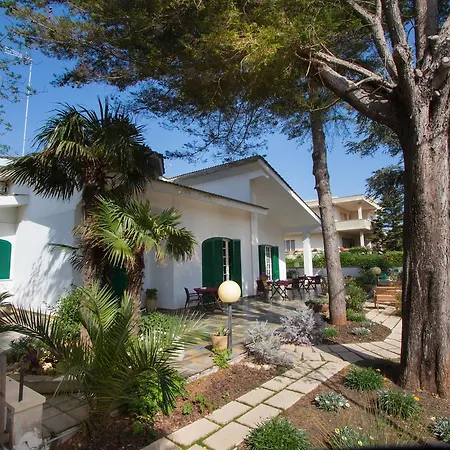 Quattro Pini Bed & Breakfast *